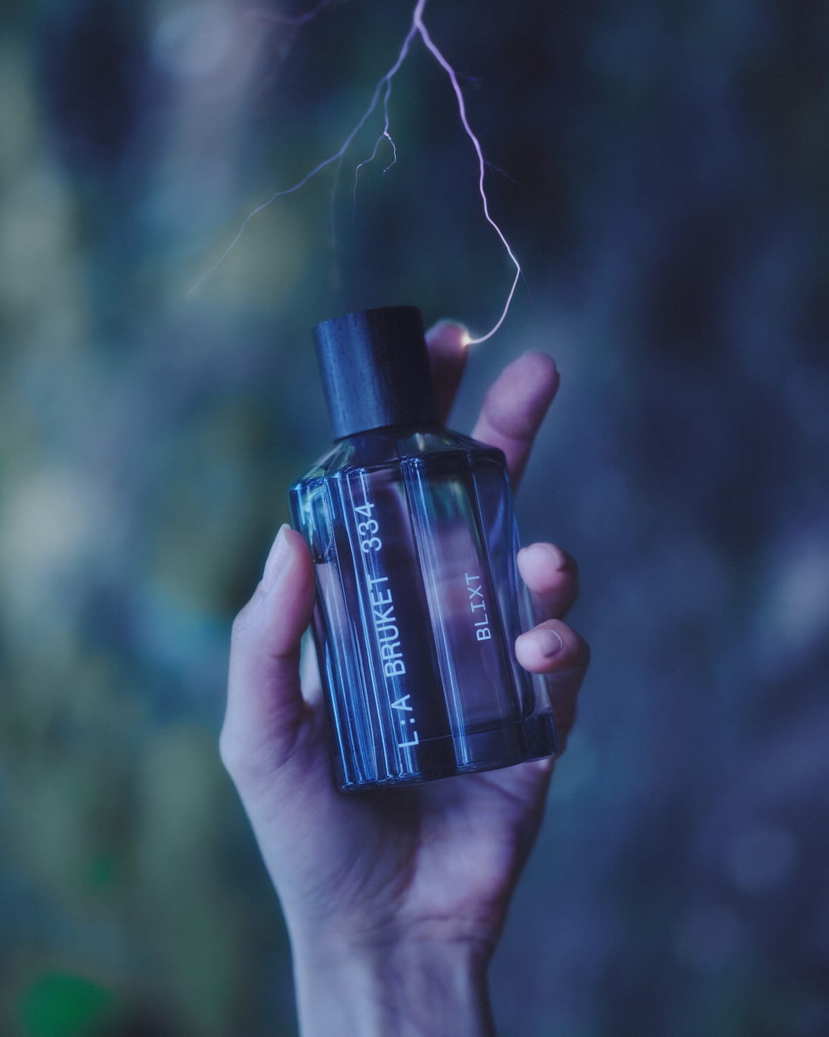 LA BRÈDE Eau de Parfum 100ml Blixt Eau de Parfum | Ozonic Woody Luxury Perfume – L:a Bruket