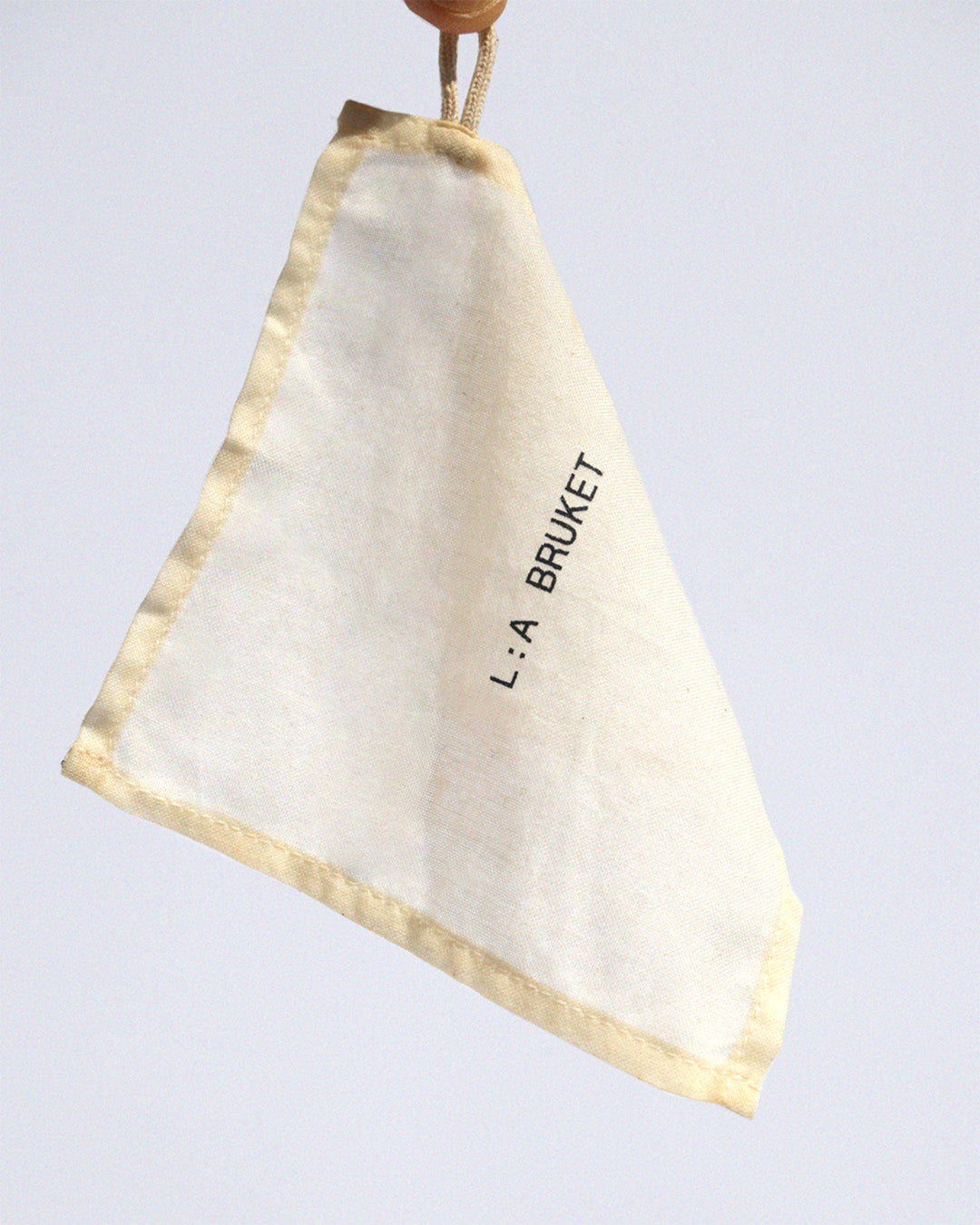 323 Plumping Ice Cube